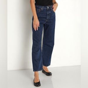 Levi’s ribcage straight ankle jeans, size 27x27 dark wash